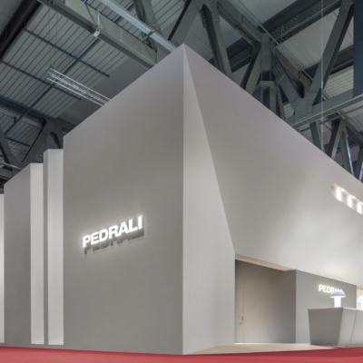 Allestimento stand al Salone del Mobile di Ferrari Allestimenti Fase 2